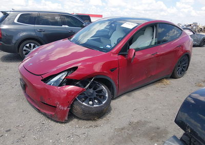 2022 Tesla Model Y Long Range Dual Motor All-wheel Drive, uszkodzenie: Lewy przód, Iaai lot 45567542, zdjęcie 2 z 6
