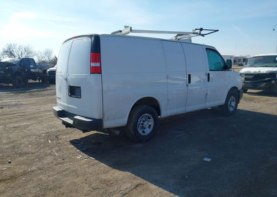 2024 Chevrolet Express Cargo Rwd 2500 Regular Wheelbase Wt, uszkodzenie: Przód, Iaai lot 44279450, zdjęcie 4 z 6