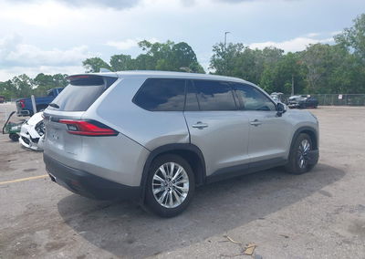 2024 Toyota Grand Highlander Platinum, daño Trasero derecho, Iaai lote 45748837, foto 4 de 6