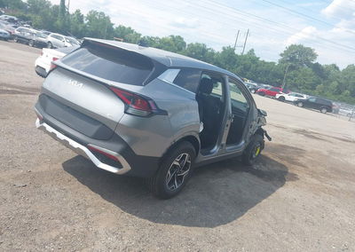 2025 Kia Sportage Lx, Right Side damage, Iaai lot 45476239, photo 4 of 20