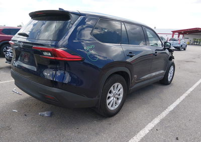 2024 Toyota Grand Highlander Xle, daño Frontal, Iaai lote 45863988, foto 4 de 6