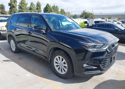 2026 Toyota Grand Highlander Xle, Normal Wear & Tear damage, Iaai lot 46004371