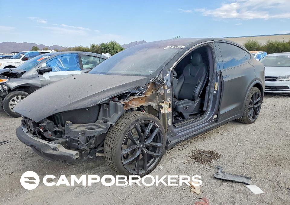 2022 Tesla Model X, daño Generalizado, Copart lote 64110526
