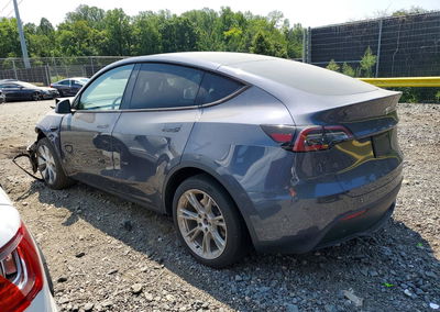 2023 Tesla Model Y, daño Frontal, Copart lote 61451356, foto 2 de 6