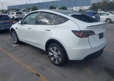 2023 Tesla Model Y Awd/long Range Dual Motor All-wheel Drive, daño Normal Wear & Tear, Iaai lote 46021985, foto 3 de 6