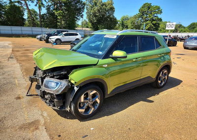 2023 Hyundai Venue Sel, daño Frontal, Copart lote 62040896