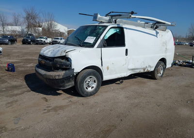 2024 Chevrolet Express Cargo Rwd 2500 Regular Wheelbase Wt, uszkodzenie: Przód, Iaai lot 44279450, zdjęcie 2 z 6