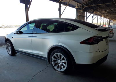 2020 Tesla Model X, uszkodzenie: Przód, Copart lot 62273696, zdjęcie 2 z 13