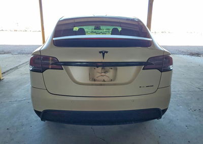 2020 Tesla Model X, uszkodzenie: Przód, Copart lot 62273696, zdjęcie 6 z 13