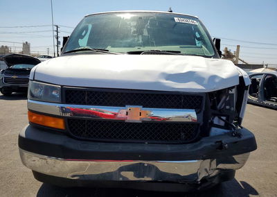 2022 Chevrolet Express 2500 Delivery Van, пошкодження: Передня частина, Copart лот 63438746, фото 5 з 6