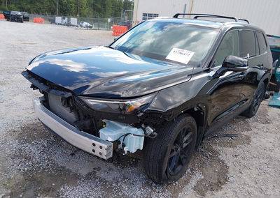 2024 Toyota Grand Highlander Limited, uszkodzenie: Przód, Iaai lot 45786472, zdjęcie 2 z 6