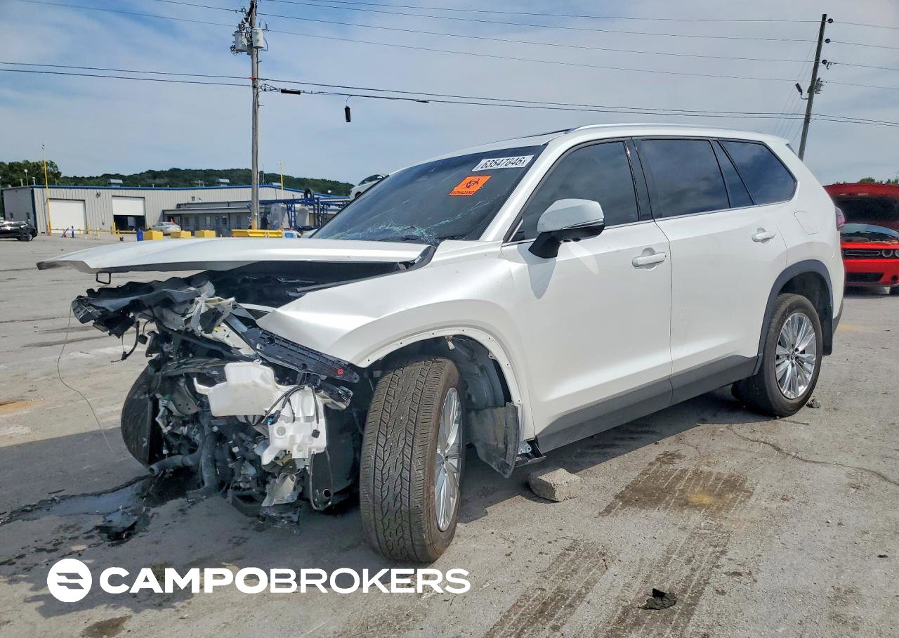 2026 Toyota Grand Highlander Platinum, Front End damage, Copart lot 63547846