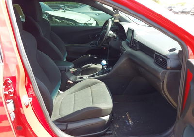 2020 Hyundai Veloster N, daño Bajos, Iaai lote 46057344, foto 5 de 6