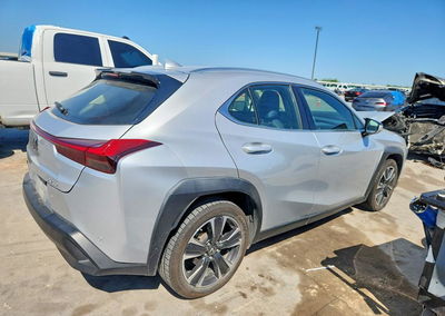 2019 Lexus Ux 200, daño Frontal, Copart lote 60135346, foto 3 de 6