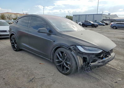 2022 Tesla Model X, daño Generalizado, Copart lote 64110526, foto 4 de 6