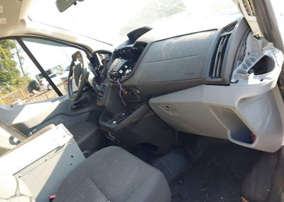 2019 Ford Transit-150, uszkodzenie: Przód, Iaai lot 45808884, zdjęcie 5 z 6