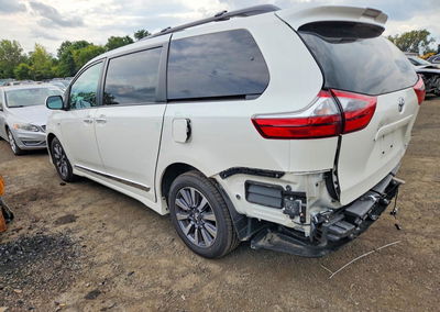 2020 Toyota Sienna Xle 7-passenger, daño Trasero, Copart lote 68181036, foto 2 de 6
