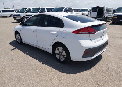 2020 Hyundai Ioniq Hybrid Blue, daño Normal Wear & Tear, Iaai lote 45753566, foto 3 de 6