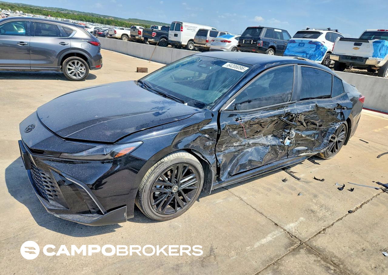 2025 Toyota Camry Se, daño Lateral, Copart lote 64206096