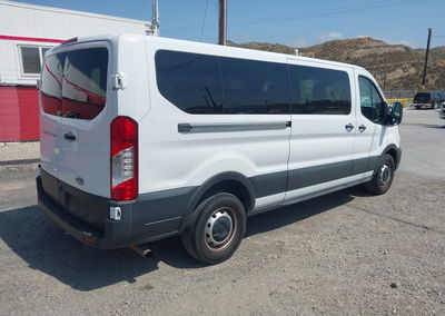 2021 Ford Transit-350 Passenger Van Xl/xlt, daño Normal Wear & Tear, Iaai lote 45529871, foto 4 de 6
