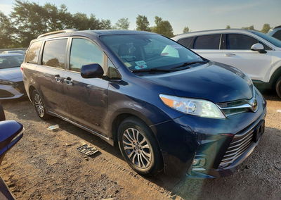 2019 Toyota Sienna Xle 8-passenger, daño Desgaste normal, Copart lote 67394196, foto 4 de 6