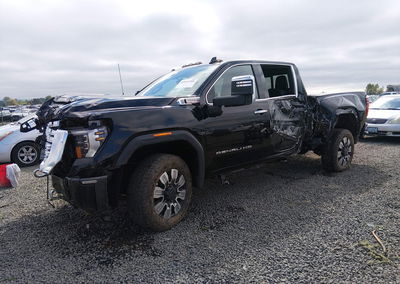2025 Gmc Sierra 3500hd 4wd  Standard Bed Denali, пошкодження: Передня частина, Iaai лот 45165206, фото 2 з 6