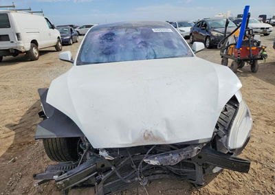 2020 Tesla Model S, daño Frontal, Copart lote 64269446, foto 5 de 6