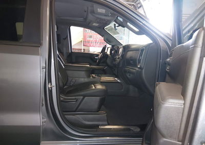 2021 Chevrolet Silverado 1500 4wd  Short Bed Lt Trail Boss, daño Trasero, Iaai lote 45521304, foto 5 de 6