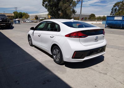 2019 Hyundai Ioniq Hybrid Blue, daño Frontal, Iaai lote 45917978, foto 3 de 6