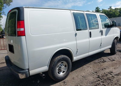 2022 Chevrolet Express Cargo Rwd 2500 Regular Wheelbase Wt, пошкодження: Передня частина, Iaai лот 45728221, фото 4 з 6