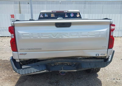 2020 Chevrolet Silverado 1500 4wd  Short Bed Lt, daño Trasero, Iaai lote 45417812, foto 6 de 6