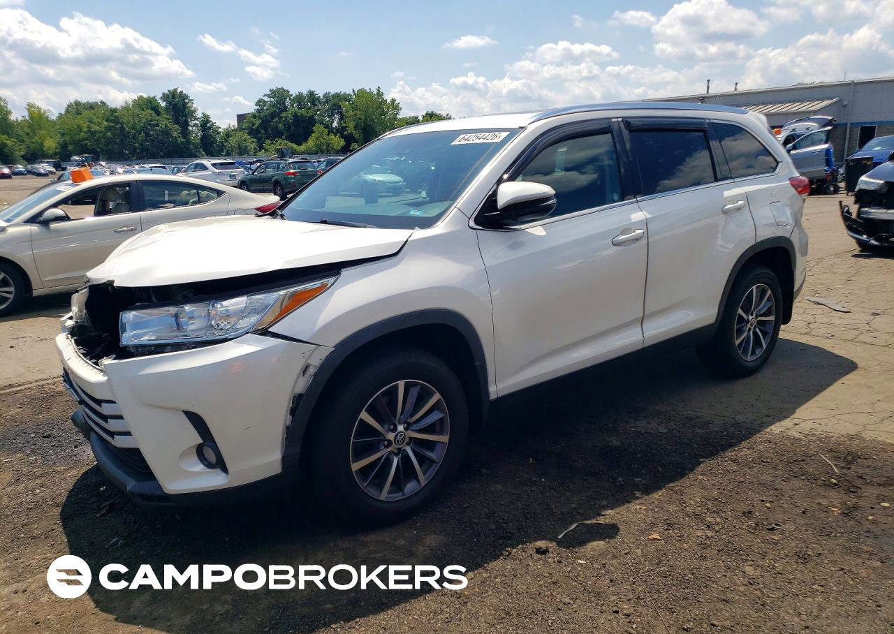2019 Toyota Highlander Xle, пошкодження: Передня частина, Copart лот 64254426