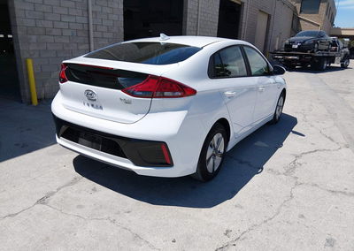 2019 Hyundai Ioniq Hybrid Blue, daño Frontal, Iaai lote 45917978, foto 4 de 6