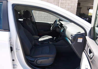 2019 Hyundai Ioniq Hybrid Blue, daño Frontal, Iaai lote 45917978, foto 5 de 6