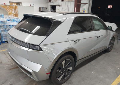 2026 Hyundai Ioniq 5 Limited, daño Frontal, Iaai lote 45743613, foto 4 de 6