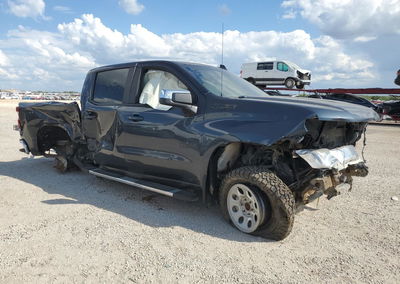 2021 Chevrolet Silverado K1500 Lt, uszkodzenie: Całe nadwozie, Copart lot 72636384, zdjęcie 4 z 6