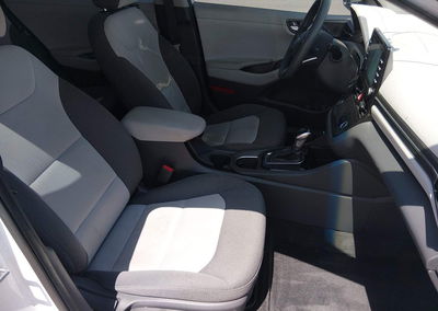 2020 Hyundai Ioniq Hybrid Blue, daño Normal Wear & Tear, Iaai lote 45753566, foto 5 de 6