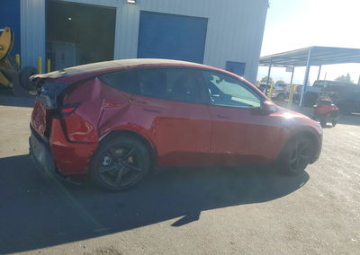 2026 Tesla Model Y, daño Trasero, Copart lote 67300796, foto 3 de 6