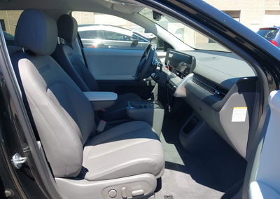 2025 Hyundai Ioniq 5 Sel, Front & Rear damage, Iaai lot 45694581, photo 5 of 6