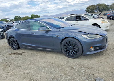2020 Tesla Model S, daño Mecánico, Copart lote 68519266, foto 4 de 6