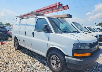 2020 Chevrolet Express 2500 Cargo Utility / Service Van, uszkodzenie: Przód, Copart lot 46711576, zdjęcie 4 z 6