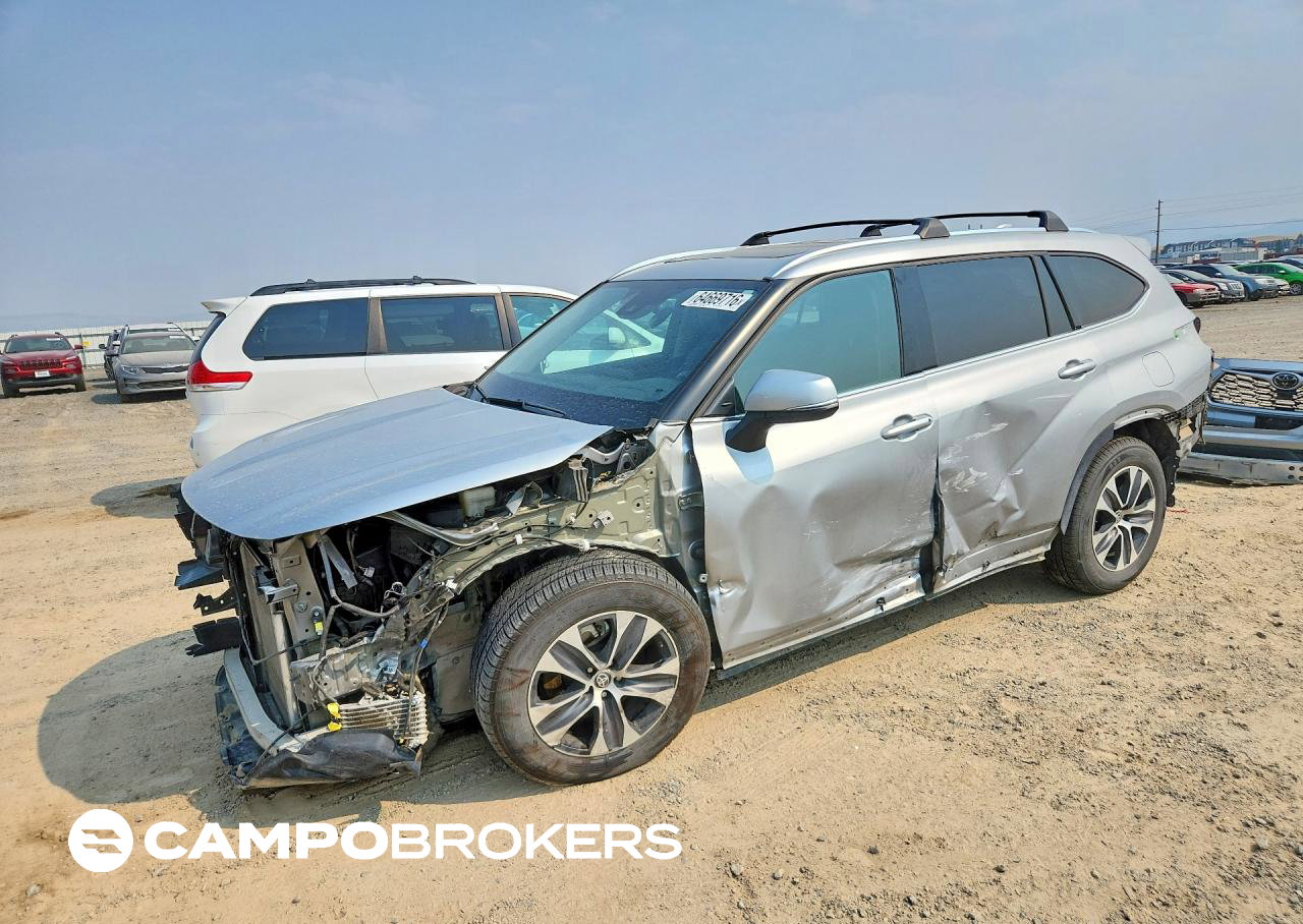 2021 Toyota Highlander Xle, пошкодження: Передня частина, Copart лот 64669716