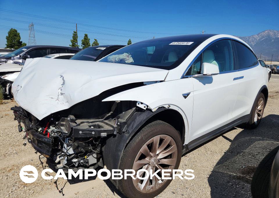 2021 Tesla Model X, daño Frontal, Copart lote 67543476