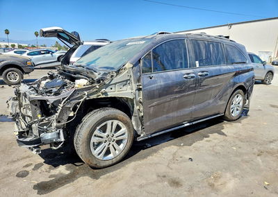 2024 Toyota Sienna Platinum 7-passenger, daño Frontal, Copart lote 66065336