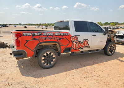 2020 Chevrolet Silverado K2500 Custom, uszkodzenie: Przód, Copart lot 63480166, zdjęcie 3 z 6