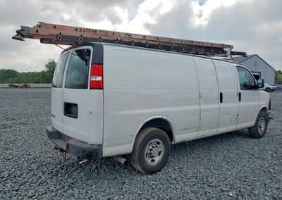 2021 Chevrolet Express 2500 Delivery Van, uszkodzenie: Wandalizm, Copart lot 67076256, zdjęcie 3 z 6
