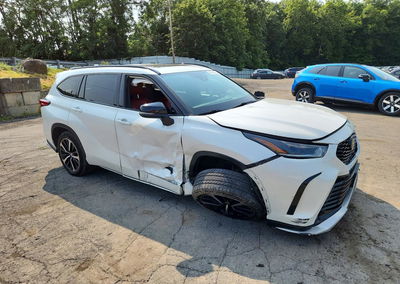 2021 Toyota Highlander Xse, пошкодження: Бік, Copart лот 64929956, фото 4 з 6