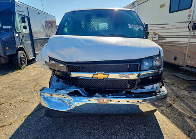 2026 Chevrolet Express G2500, daño Mecánico, Copart lote 68254046, foto 5 de 6