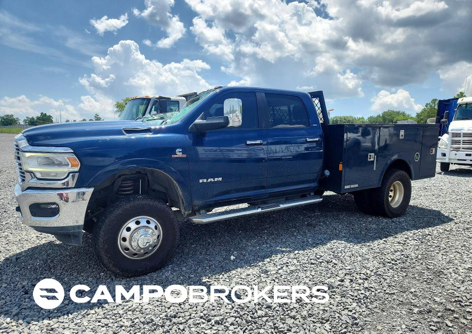 2022 Ram 3500, uszkodzenie: Dach, Copart lot 61930826