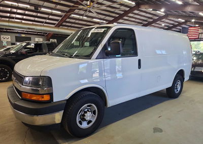 2019 Chevrolet Express G2500, Minor Dents/Scratches damage, Copart lot 68875626